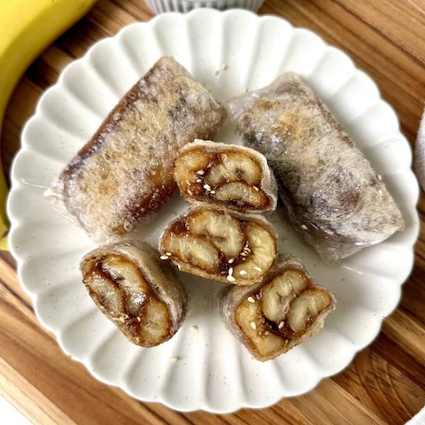 Caramelised banana rice paper rolls