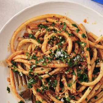 Caramelized shallot pasta