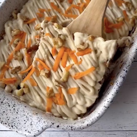 Carrot cake baked oatmeal