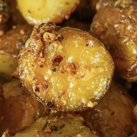 Cheesy garlic potatoes