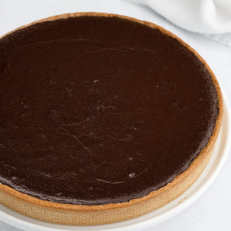 Chocolate tart