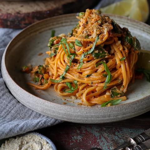 Creamy harissa pasta