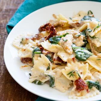 Creamy sun dried tomato pasta