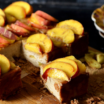 Ginger & peach cheesecake