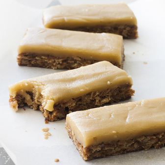 Oaty ginger slice