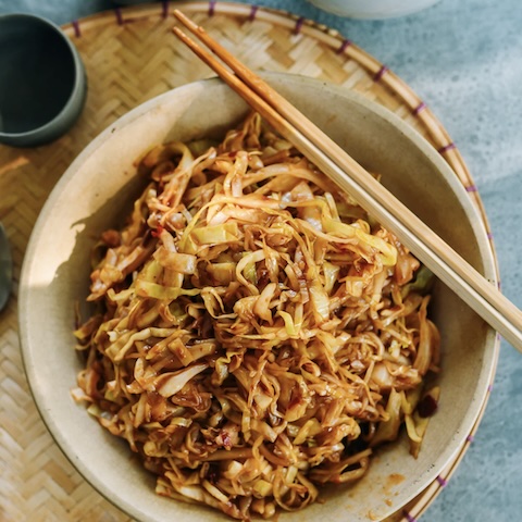 Hot & sour cabbage