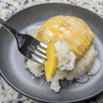 Mango sticky rice