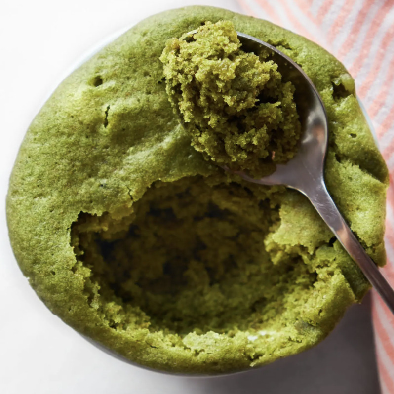 Matcha mug cake