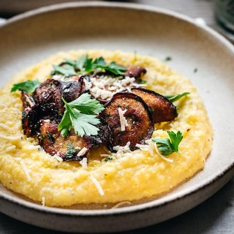 Mushroom and herb polenta