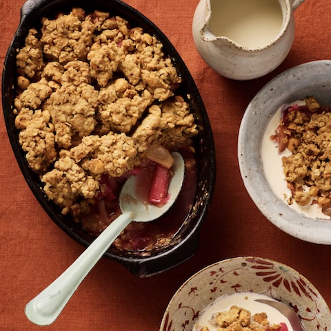 Rhubarb & pear crumble