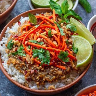 Spicy ginger tofu bowl