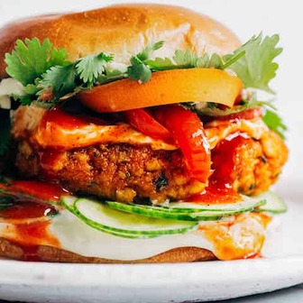 Spicy tofu burger