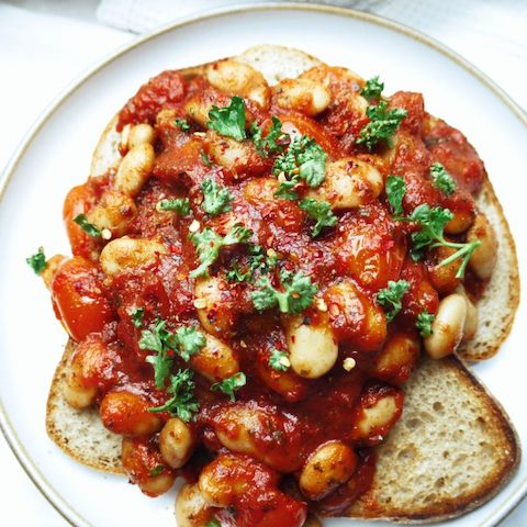 Butter beans in tomato sauce