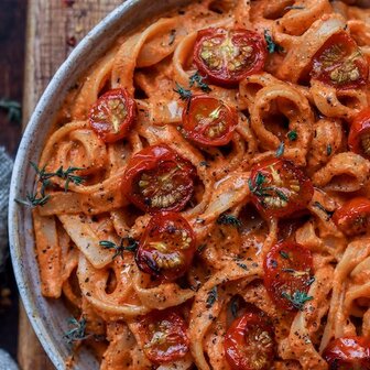 Tomato and pepper pasta