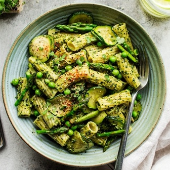 Vegan pesto pasta